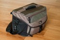 LOWEPRO NOVA 190 AW\n\nFoto und Kommentar von Jens Dittmar - Vielen Dank!\n\nKommentar des Nutzers:\n\nLowepro Nova 190 AW kaki-braun - Auenansicht geschlossen