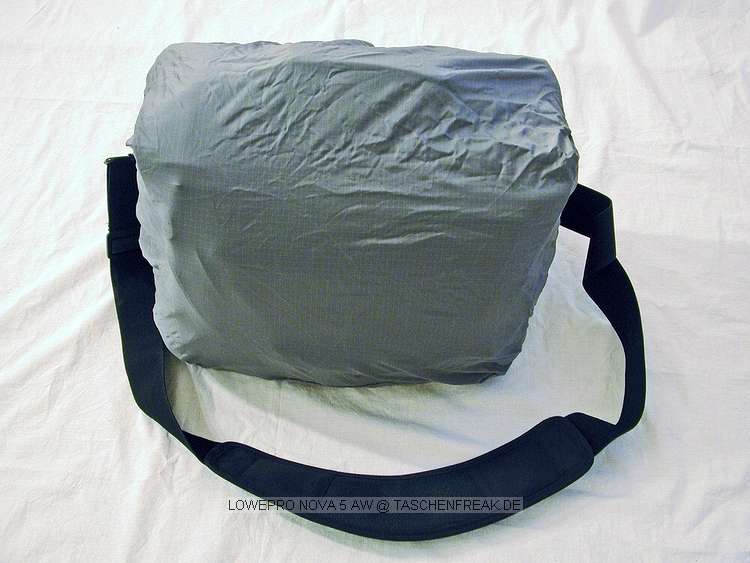 Foto von Oliver Spuhl - DANKE DAFR !\n\nKommentar des Nutzers:\nGepackt mit 100-300, 180er, 24-70, 10-20, Body mit angestztem BG - geschlossen mit Regencover